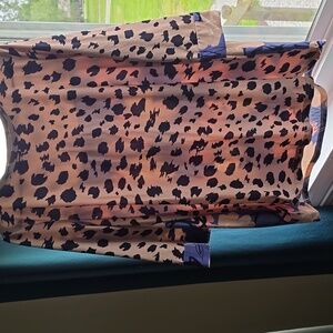 Womens Nuggles Large Top